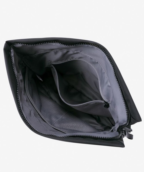 THE NORTH FACE(ザノースフェイス)の「THE NORTH FACE/ザ・ノース・フェイス ショルダーバック PYRENEE SHOULDER L NM82508(ショルダーバッグ・メンズ・ブラック/ストーン・ONE)」の12枚目の写真