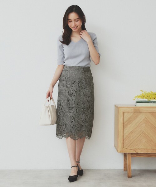 index（インデックス）の「《XS-LLサイズ》フラワーレースタイトスカート【洗濯機洗い可】（スカート・レディース・チャコールグレー/ライトブルー/サンドベージュ/チャコール・40/38/42/36/34）」の12枚目の写真
