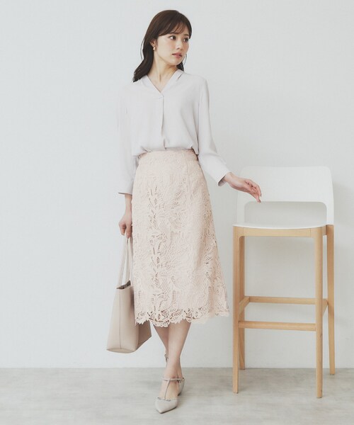 index（インデックス）の「《XS-LLサイズ》フラワーレースタイトスカート【洗濯機洗い可】（スカート・レディース・チャコールグレー/ライトブルー/サンドベージュ/チャコール・40/38/42/36/34）」の8枚目の写真