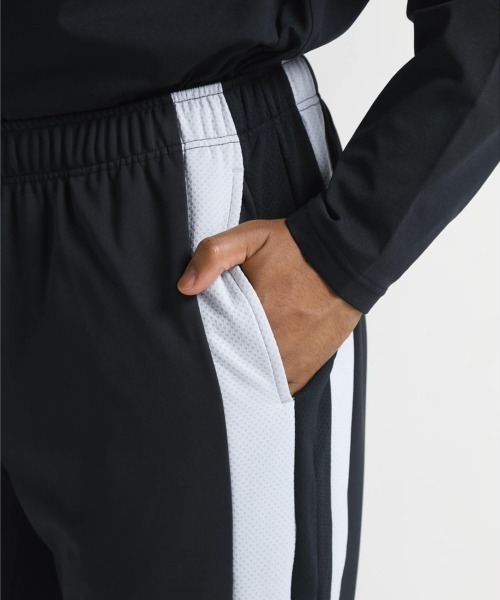 UMBRO(アンブロ)の「UMBRO THE THIRD WARM-UP PANTS(アンブロ THE THIRD ウォームアップパンツ)(その他パンツ・メンズ・カーキ/ブラック/ネイビー・MEDIUM/LARGE)」の10枚目の写真