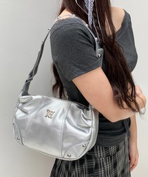 lilful（リルフル）の「スタッズ付き ワンポイント ラウンドショルダーバッグ 肩掛けバッグ（ショルダーバッグ）」