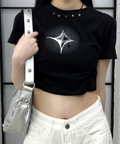lilful(リルフル)の「スタッズ付き ワンポイント ラウンドショルダーバッグ 肩掛けバッグ(ショルダーバッグ・レディース・シルバー/ホワイト・F)」の19枚目の写真