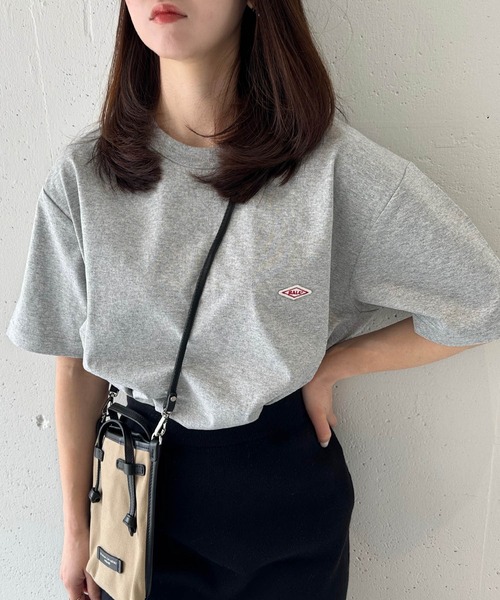 BALL(ボール)の「ワンポイントがかわいい!何枚あっても困らない!お揃いルックにもぴったりな一枚【BALL】ブランドロゴワンポイントワッペンTシャツ(Tシャツ/カットソー・レディース・ネイビー/ホワイト/グレー/ブラック・M/L/LL)」の13枚目の写真
