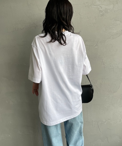 LACOSTE（ラコステ）の「[LACOSTE/ラコステ] ワニロゴワッペン クルーネックＴシャツ（Tシャツ/カットソー・レディース・ホワイト/ブラック・M/L/XL/S）」の11枚目の写真
