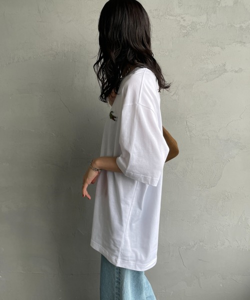 LACOSTE（ラコステ）の「[LACOSTE/ラコステ] ワニロゴワッペン クルーネックＴシャツ（Tシャツ/カットソー・レディース・ホワイト/ブラック・M/L/XL/S）」の17枚目の写真