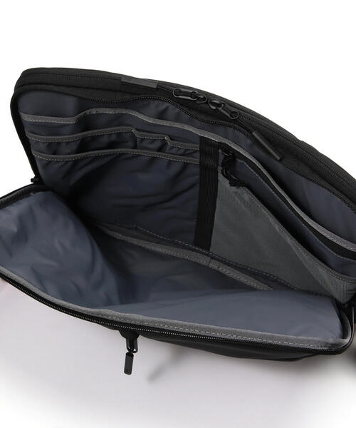 Aer(エアー)の「Aer(エアー)Tech Folio 16" Black AER-21025(PC・タブレットケース・メンズ・ブラック・F)」の20枚目の写真