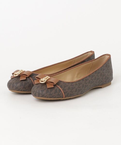【 未使用品 】MICHAEL KORS ブラウン フラットシューズ 中古・古着通販】MICHAEL KORS (マイケルコース) ロゴバックル