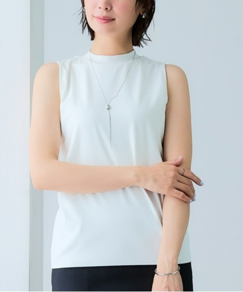 7days Life Styling(セブンデイズライフスタイリング)の「【選べる首元デザイン】下着が透けにくい シルケット加工タンクトップ(タンクトップ・レディース・ブラック/オフホワイト/ブラック系/ホワイト系/ホワイト系1/ブラック系1・S/M/L/LL/3L/4L/5L)」の3枚目の写真