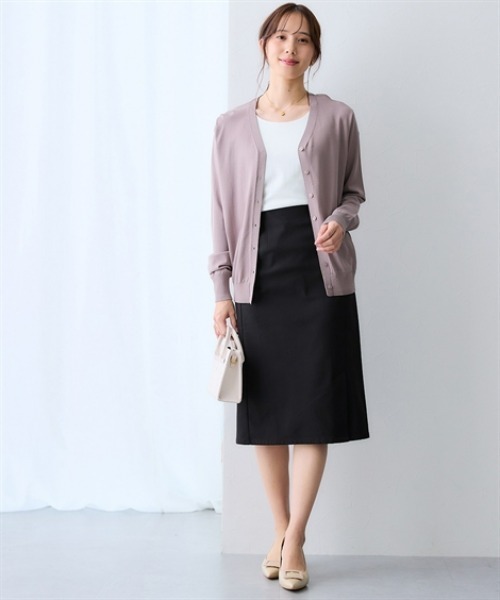 7days Life Styling（セブンデイズライフスタイリング）の「【選べる首元デザイン】下着が透けにくい　シルケット加工タンクトップ（タンクトップ・レディース・ブラック/オフホワイト/ブラック系/ホワイト系・S/M/L/LL/3L/4L/5L）」の10枚目の写真