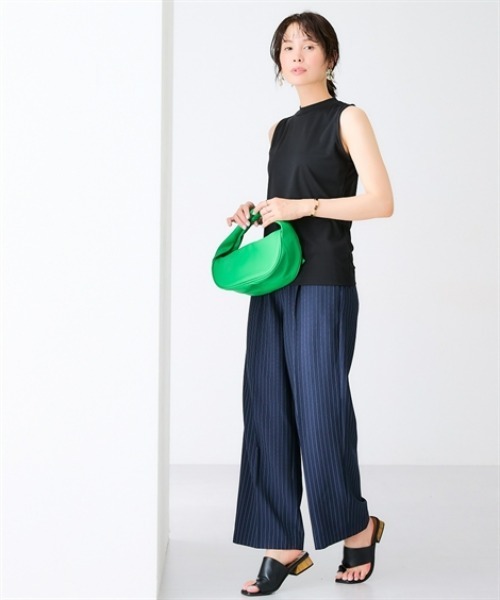 7days Life Styling（セブンデイズライフスタイリング）の「【選べる首元デザイン】下着が透けにくい　シルケット加工タンクトップ（タンクトップ・レディース・ブラック/オフホワイト/ブラック系/ホワイト系・S/M/L/LL/3L/4L/5L）」の20枚目の写真