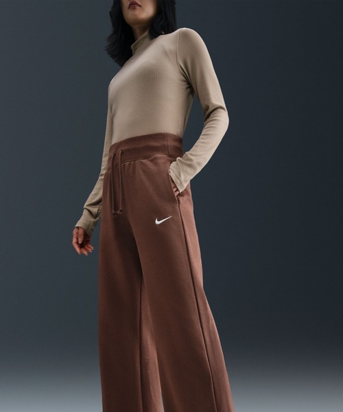 NIKE(ナイキ)の「ナイキ スポーツウェア フェニックス フリース ウィメンズ ハイウエスト ワイドレッグ フレンチ テリー スウェットパンツ / Nike Sportswear Phoenix Fleece Women's High-Waisted Wide-Leg French Terry Sweatpants FZ7208-265 Fauna Brown(スウェットパンツ・レディース・ブラウン系その他2・L/M/S/XL/XS)」の1枚目の写真