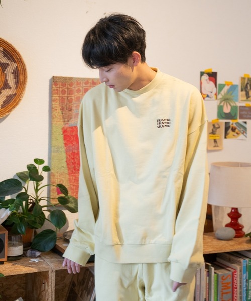 ロゴ刺繍クルーネックスウェット／ドロップショルダー × コットン100