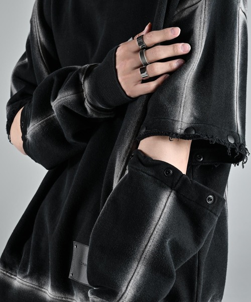 ADRER（アドラー）の「Switch-Sleeve Heavy Weight Sweat / スイッチスリーブヘビーウェイトスウェット（スウェット・メンズ・ブラック系2/ブラック系1/グレー系1/ホワイト系1/ブラウン系1・L/M/S/XS）」の9枚目の写真