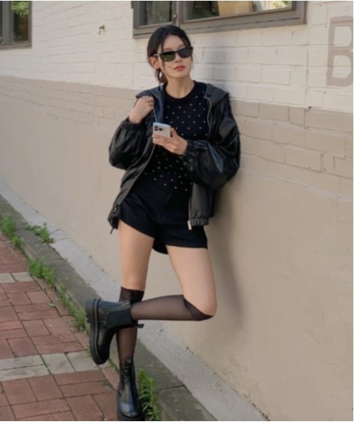 Vini（ヴィニ）の「【Vini】ドット ニットTシャツ（Tシャツ/カットソー・レディース・ブラック/ホワイト・FREE）」の7枚目の写真