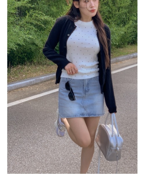 Vini（ヴィニ）の「【Vini】ドット ニットTシャツ（Tシャツ/カットソー・レディース・ブラック/ホワイト・FREE）」の13枚目の写真