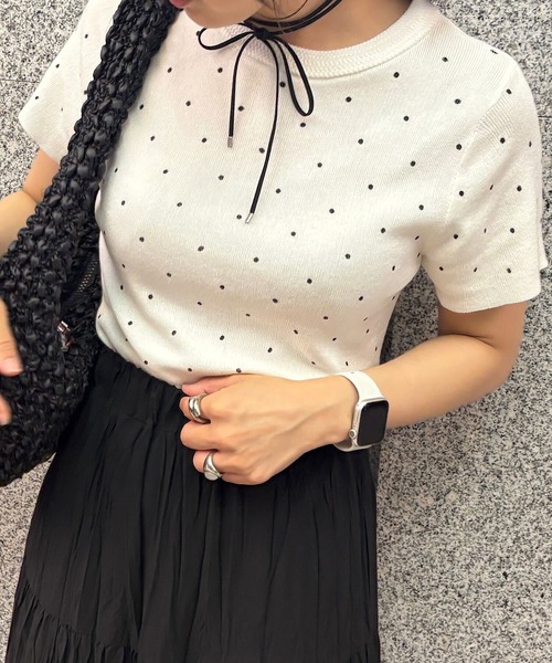Vini(ヴィニ)の「【Vini】ドット 半袖ニット Tシャツ(Tシャツ/カットソー・レディース・ブラック/ホワイト・FREE)」の10枚目の写真