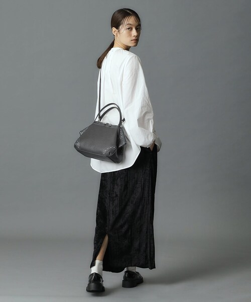 HIROKO HAYASHI（ヒロコハヤシ）の「CARDINALE（カルディナーレ）2wayハンドバッグ（ハンドバッグ・レディース・チャコールグレー/ブラック・00）」の21枚目の写真