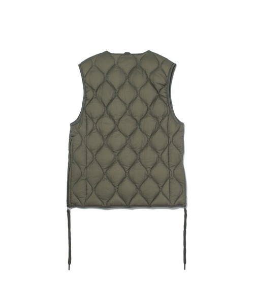 F/CE. （エフシーイー）の「F/CE. 25-TAION BY F/CE. PACKABLE DOWN VEST / エフシーイー  25-タイオンバイエフシーイーパッカブルダウンベスト（ダウンベスト・メンズ・グレー/ダークグリーン/ブラック/ネイビー/パープル・SMALL/MEDIUM/LARGE/X-LARGE/XX-LARGE）」の8枚目の写真