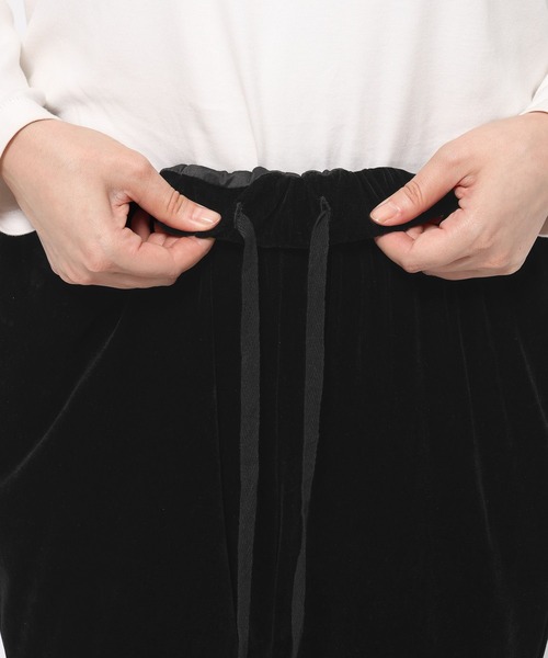 LOWRYS FARM（ローリーズファーム）の「カットベロアフレアパンツ　578260（その他パンツ・レディース・ベージュ/ブラック/ブラウン・FREE）」の17枚目の写真