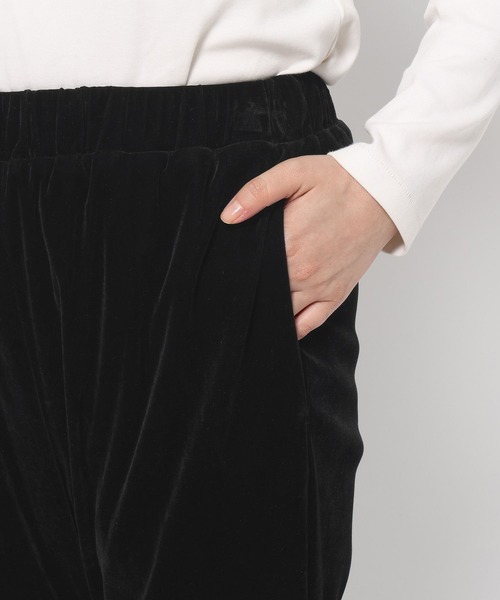 LOWRYS FARM（ローリーズファーム）の「カットベロアフレアパンツ　578260（その他パンツ・レディース・ベージュ/ブラック/ブラウン・FREE）」の19枚目の写真