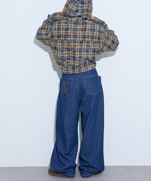 CIAOPANIC TYPY(チャオパニックティピー)の「【2WAYシルエット調節可能】【UNISEX】オーバーダイウエストタックデザインデニム(デニムパンツ・レディース・ブラック/ネイビー/サックスブルー・MEDIUM/LARGE)」の7枚目の写真