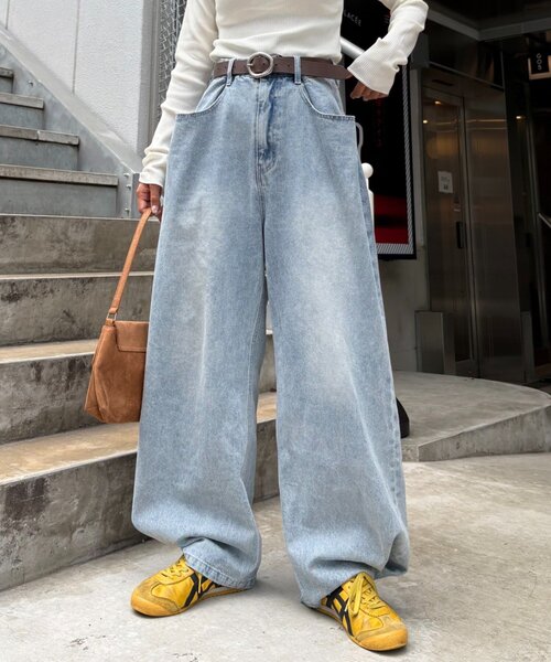 CIAOPANIC TYPY(チャオパニックティピー)の「【2WAYシルエット調節可能】【UNISEX】オーバーダイウエストタックデザインデニム(デニムパンツ・レディース・ブラック/ネイビー/サックスブルー・MEDIUM/LARGE)」の11枚目の写真