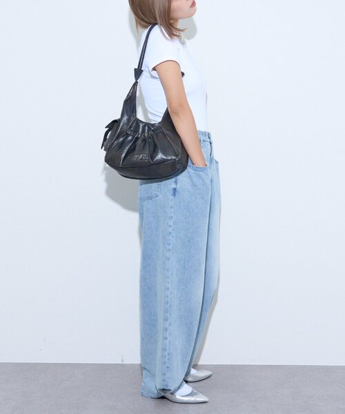 CIAOPANIC TYPY(チャオパニックティピー)の「【2WAYシルエット調節可能】【UNISEX】オーバーダイウエストタックデザインデニム(デニムパンツ・レディース・ブラック/ネイビー/サックスブルー・MEDIUM/LARGE)」の22枚目の写真