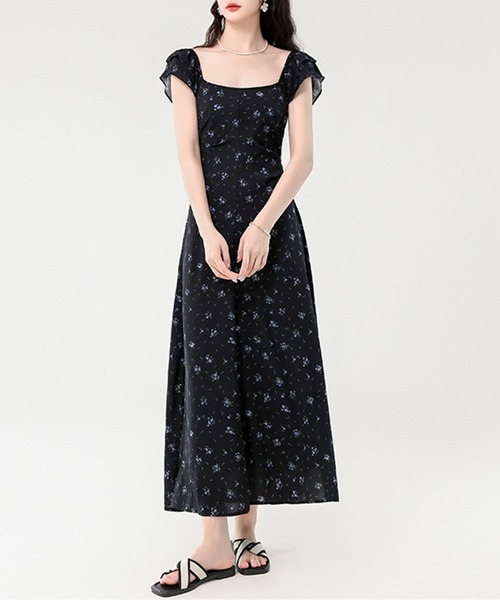 DAY CLOSET(デイ クローゼット)の「レディース 花柄バックリボン×カットアウトAラインロングワンピース(ワンピース・レディース・ブラック/ブルー系その他/レッド・S/M/XL/L)」の19枚目の写真