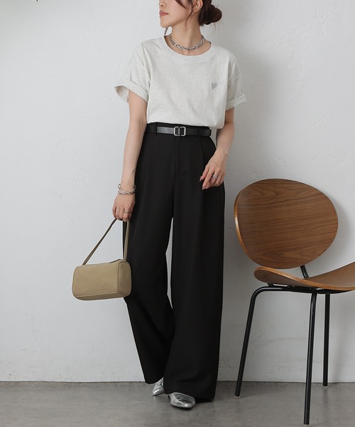 COLONY 2139（コロニートゥーワンスリーナイン）の「ワンタックワイドスラックス（スラックス・レディース・ブラック/チャコールグレー/ブラウン/ベージュ・SMALL/MEDIUM/X-SMALL）」の9枚目の写真