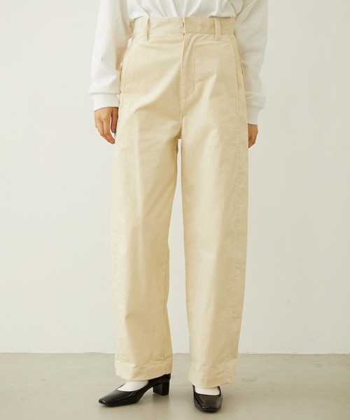 MILKFED.(ミルクフェド)の「WORK STYLE CORDUROY PANTS(その他パンツ・レディース・オフホワイト/ライトブルー/ブラウン・S/M)」の2枚目の写真
