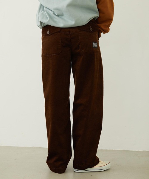 MILKFED.(ミルクフェド)の「WORK STYLE CORDUROY PANTS(その他パンツ・レディース・オフホワイト/ライトブルー/ブラウン・S/M)」の7枚目の写真