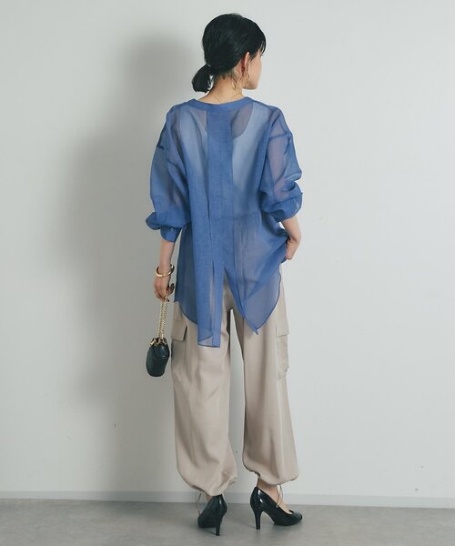 un dix cors(アンディコール)の「《1枚着にも羽織にも◎》リネンライクシアータックシャツ(シャツ/ブラウス・レディース・ブラウン/ブラック/オフホワイト/ブルー・FREE)」の7枚目の写真
