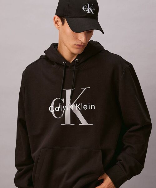 Calvin Klein(カルバン・クライン)の「モノロゴ パーカー(パーカー・メンズ・グレー/ダークグリーン/ブルー/ブラック・M/S/L/XL)」の16枚目の写真