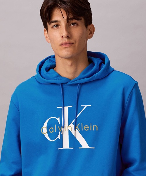 Calvin Klein(カルバン・クライン)の「モノロゴ パーカー(パーカー・メンズ・グレー/ダークグリーン/ブルー/ブラック・M/S/L/XL)」の12枚目の写真