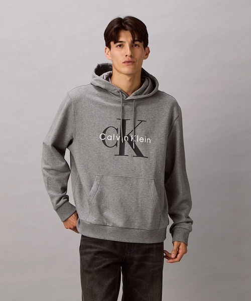 Calvin Klein(カルバン・クライン)の「モノロゴ パーカー(パーカー・メンズ・グレー/ダークグリーン/ブルー/ブラック・M/S/L/XL)」の5枚目の写真