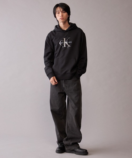 Calvin Klein（カルバン・クライン）の「モノロゴ パーカー（パーカー・メンズ・グレー/ダークグリーン/ブルー/ブラック・M/S/L/XL）」の8枚目の写真
