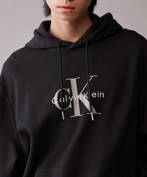 Calvin Klein（カルバン・クライン）の「モノロゴ パーカー（パーカー・メンズ・グレー/ダークグリーン/ブルー/ブラック・M/S/L/XL）」の10枚目の写真