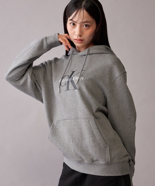 Calvin Klein（カルバン・クライン）の「モノロゴ パーカー（パーカー・メンズ・グレー/ダークグリーン/ブルー/ブラック・M/S/L/XL）」の11枚目の写真