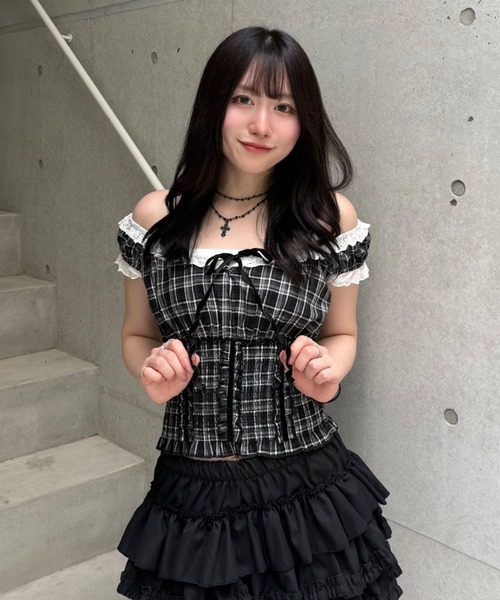 Lae(レイ)の「ブラックフリルスカート(スカート・レディース・ブラック・MEDIUM/SMALL)」の2枚目の写真