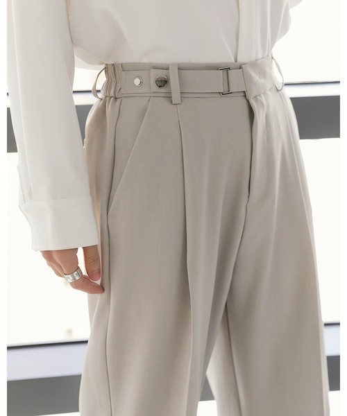 Otte(オッテ)の「センタープレスサイドボタンスラックス(その他パンツ・メンズ・ブラック/ベージュ・SMALL/MEDIUM/X-LARGE/LARGE)」の17枚目の写真