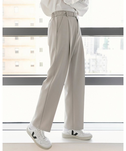 Otte(オッテ)の「センタープレスサイドボタンスラックス(その他パンツ・メンズ・ブラック/ベージュ・SMALL/MEDIUM/X-LARGE/LARGE)」の6枚目の写真