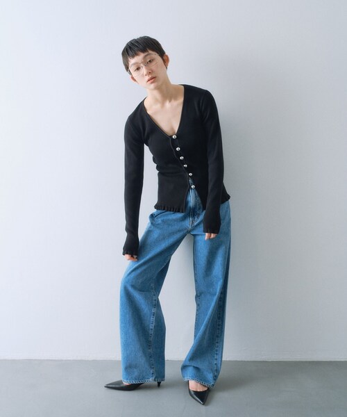 CODE A（コードエー）の「metal buttons knit cardigan（カーディガン/ボレロ・レディース・ホワイト/ブラック/パープル・00）」の5枚目の写真