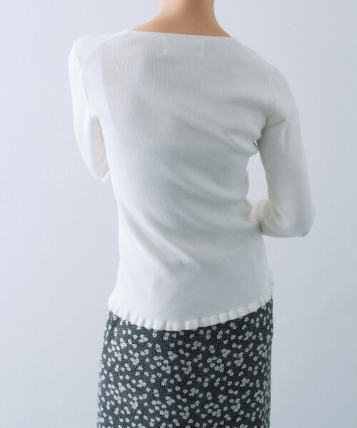 CODE A（コードエー）の「metal buttons knit cardigan（カーディガン/ボレロ・レディース・ホワイト/ブラック/パープル・00）」の8枚目の写真