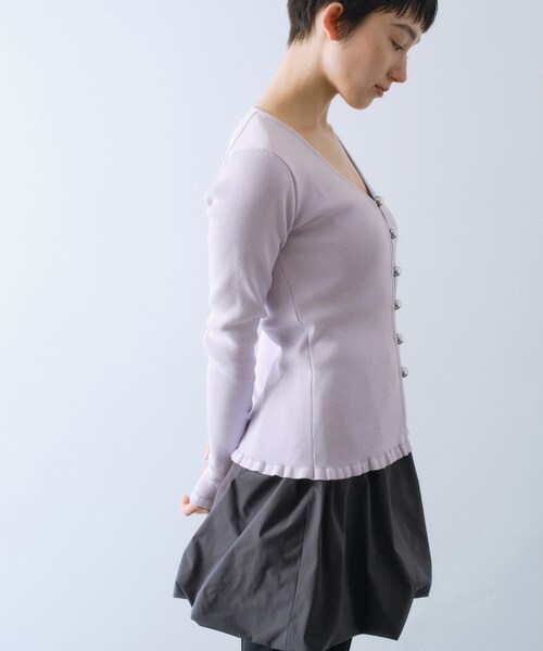 CODE A（コードエー）の「metal buttons knit cardigan（カーディガン/ボレロ・レディース・ホワイト/ブラック/パープル・00）」の10枚目の写真