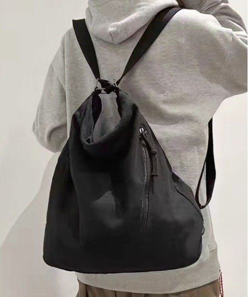 STYLE NUMBER(スタイルナンバー)の「【 STYLE NUMBER / スタイルナンバー 】 3WAY ジップ アクセント ショルダー バッグ(ショルダーバッグ・レディース・ブラウン/ブラック/アイボリー/カーキ・FREE)」の3枚目の写真