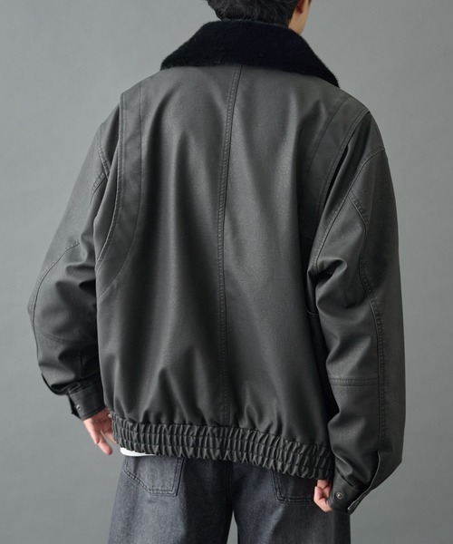 COLONY 2139（コロニートゥーワンスリーナイン）の「フェードレザーライクG-1ジャケット（ブルゾン・メンズ・ブラック・MEDIUM/LARGE）」の4枚目の写真
