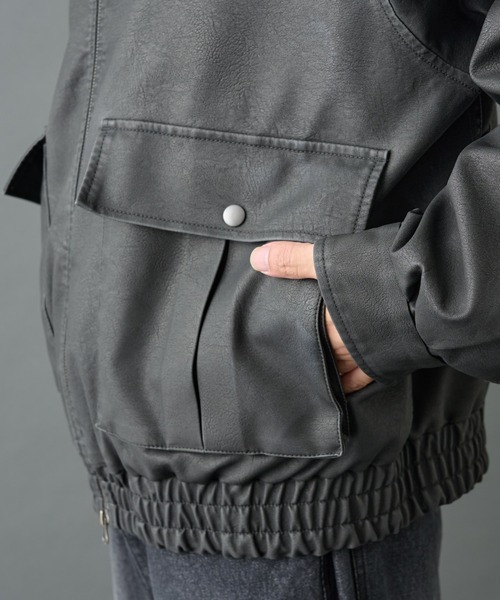 COLONY 2139（コロニートゥーワンスリーナイン）の「フェードレザーライクG-1ジャケット（ブルゾン・メンズ・ブラック・MEDIUM/LARGE）」の17枚目の写真