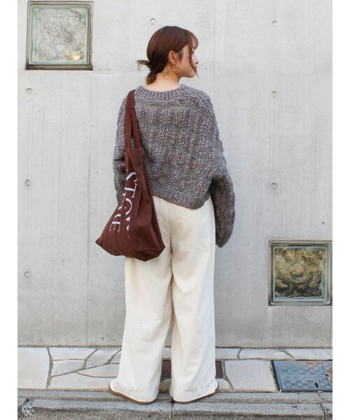 Ungrid(アングリッド)の「透かし編みデザインショートニット(ニット/セーター・レディース・チャコールグレー/ベージュ・FREE)」の8枚目の写真