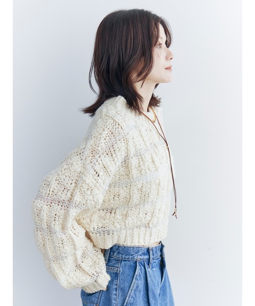 Ungrid(アングリッド)の「透かし編みデザインショートニット(ニット/セーター・レディース・チャコールグレー/ベージュ・FREE)」の21枚目の写真