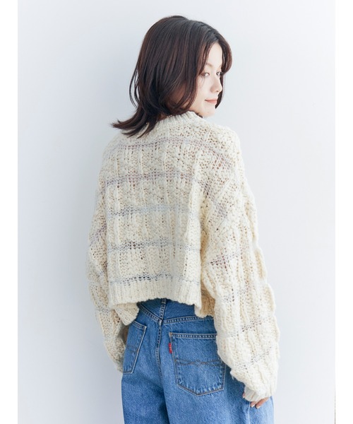 Ungrid(アングリッド)の「透かし編みデザインショートニット(ニット/セーター・レディース・チャコールグレー/ベージュ・FREE)」の22枚目の写真